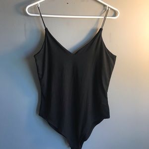 SUPER SOFT BUNGEE STRAP BLACK BODYSUIT